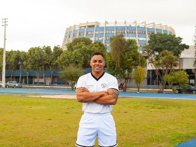 Escola de Educação Física